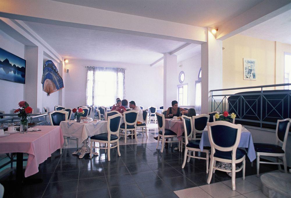 Dolphin Hotel Скопелос Екстер'єр фото